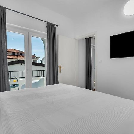 Apartments Barbaric ザオストログ エクステリア 写真
