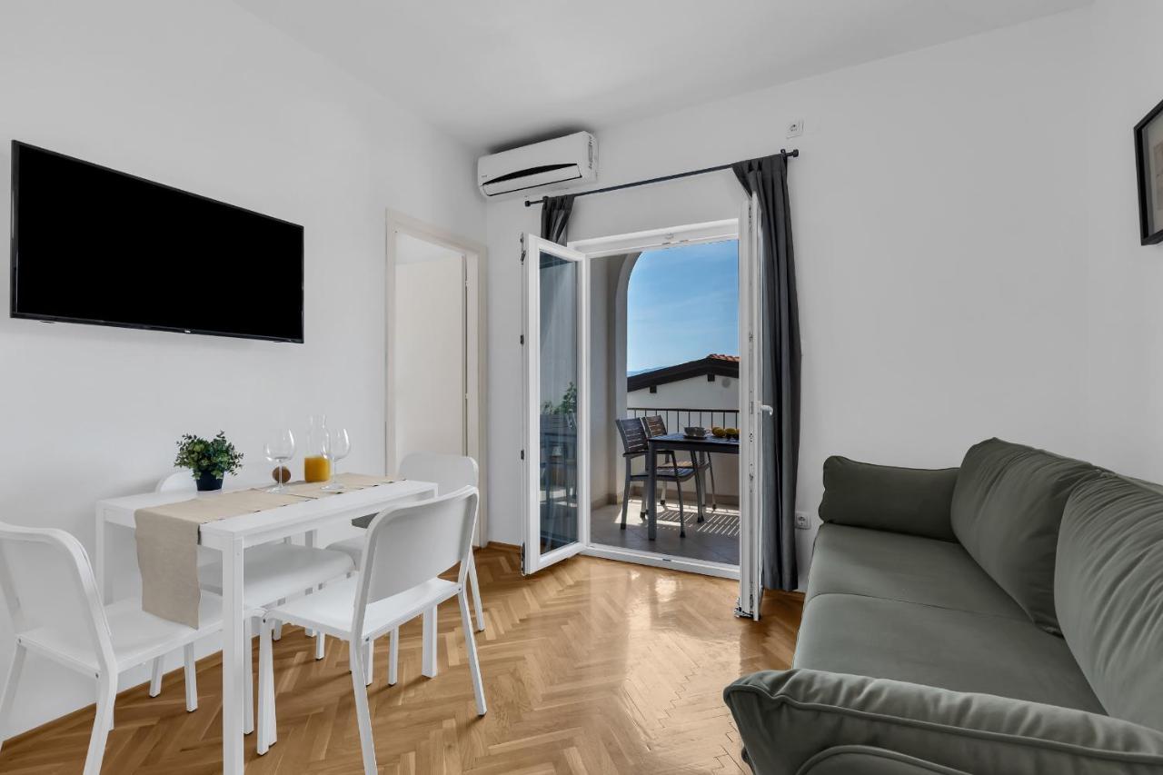 Apartments Barbaric ザオストログ エクステリア 写真