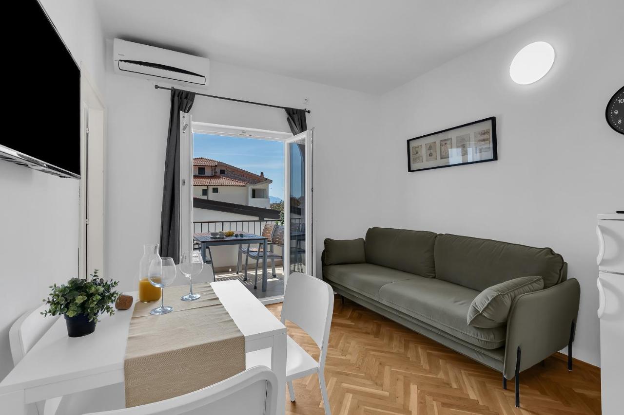 Apartments Barbaric ザオストログ エクステリア 写真